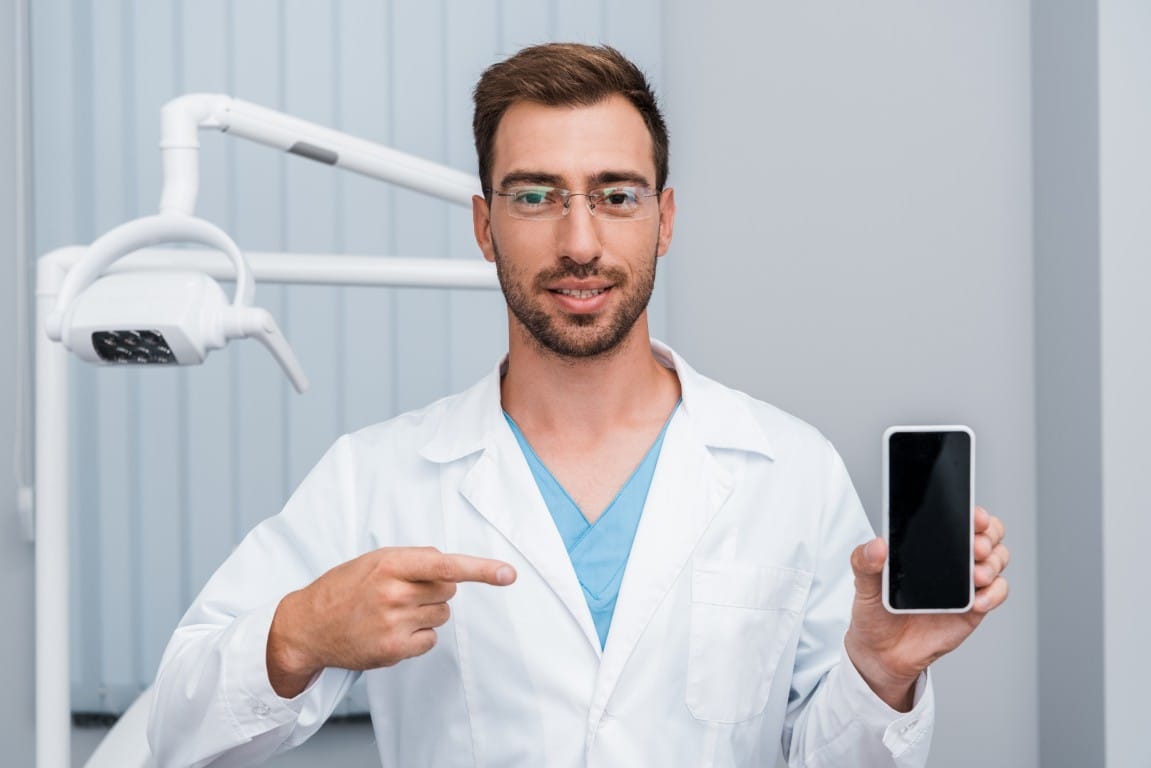 Social Media Tips for Dentists — What Actually Works in 2026