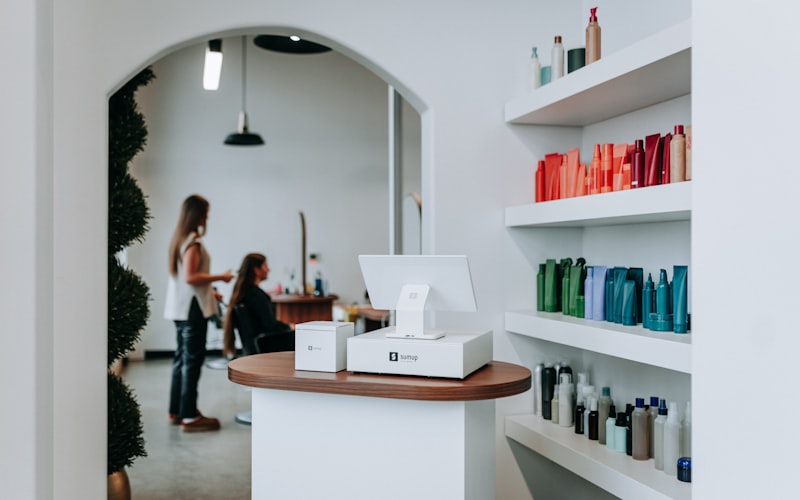 Salons business environment and customer experience